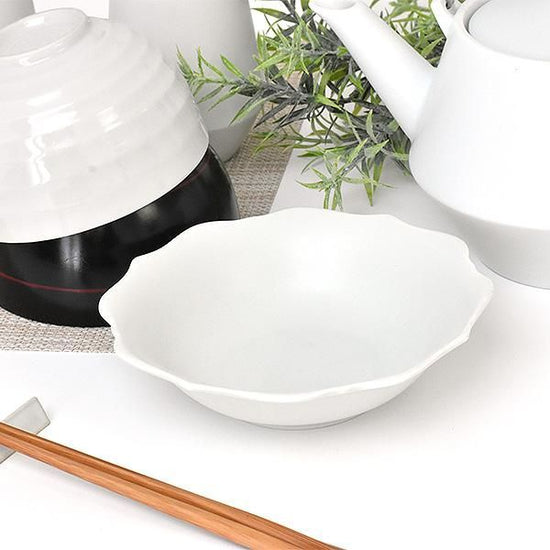 Meimei Ridge Flower 14.5 Tori Bowl, white type, Japanese tableware, small bowl, made in Japan, Minoyaki