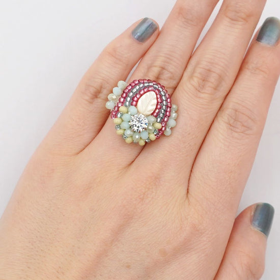 Chatty ring 34 free size bead embroidery ring leaf bijoux pink blue colorful multicolor