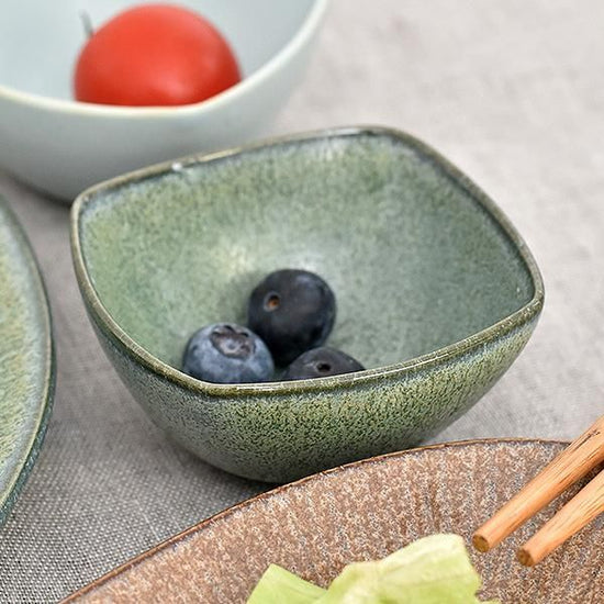 Moa Kiln Changed Green Nade Kaku Small Attachment, White Type, Western Tableware, Small Bowl, Petit Bowl, Made in Japan, Minoyaki, Cafe Style, Stylish, Modern