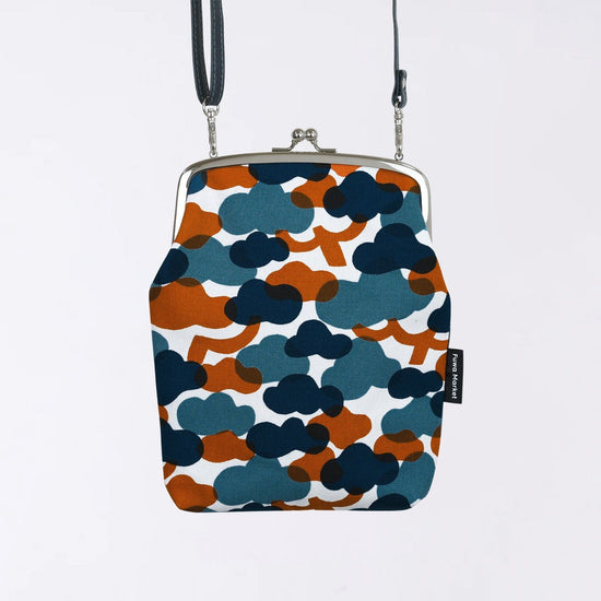 Kyoto hand-dyed canvas shoulder bag (pine)