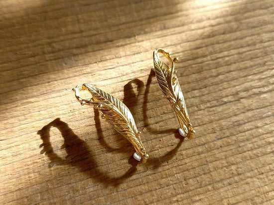 Morning dew earclips gold