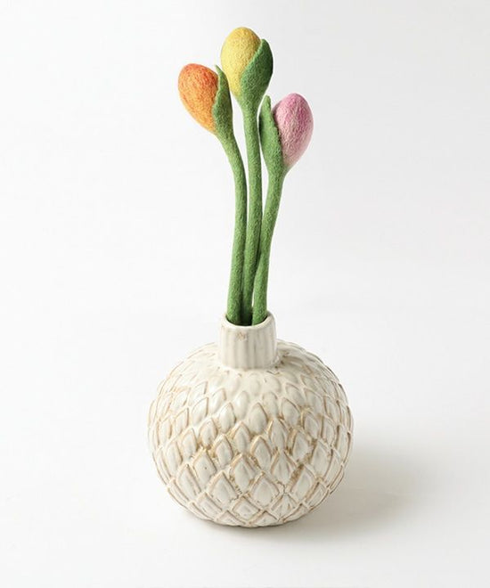 Felt flower (tulip buds, 3 colors) M16-2505