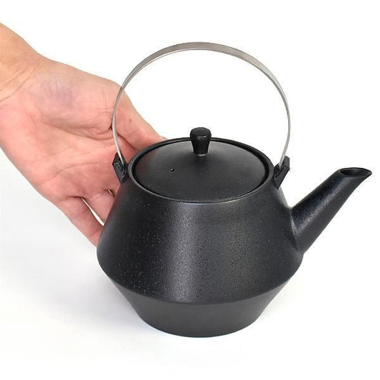 Frustum Earthenware, black, black type, Japanese tableware, earthenware, kyusu/pot, made in Japan, Minoyaki, stylish, modern