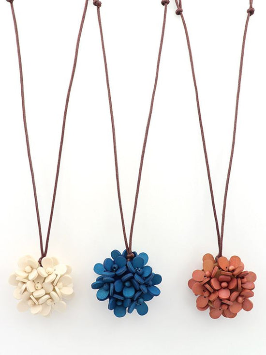 Wood hana top necklace (3 colors)
