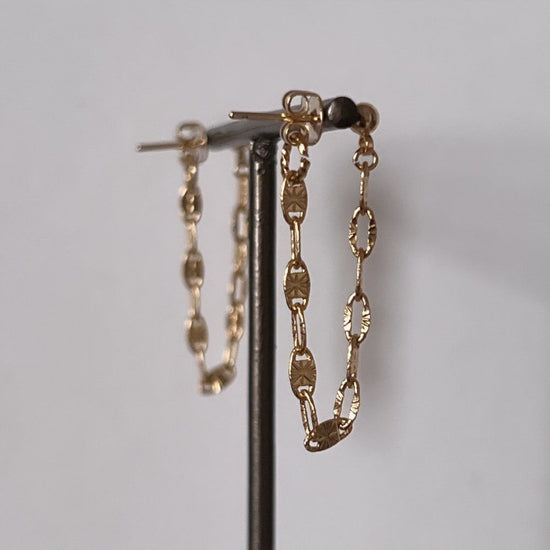 Oval Chain Pierced Earrings