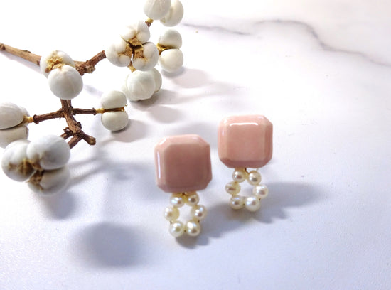 Circle Pearl Pierced / Clip-on earrings Pink