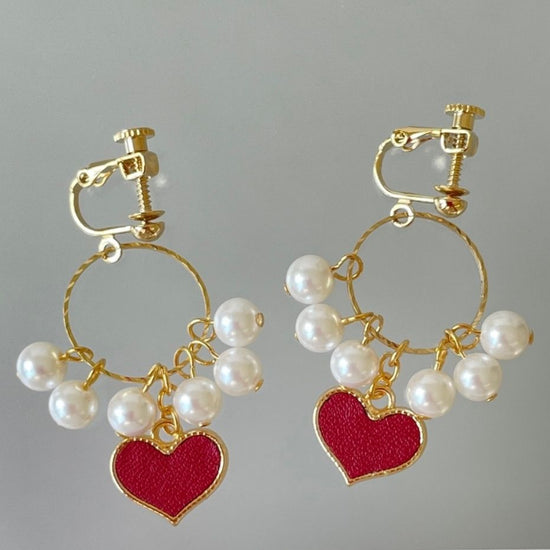 Pierced earrings and clip-on earrings with Hearts and Pearls