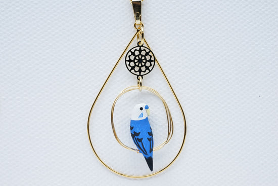 Pendant with Budgie (Blue) with one Rider and Surrounding Accessory