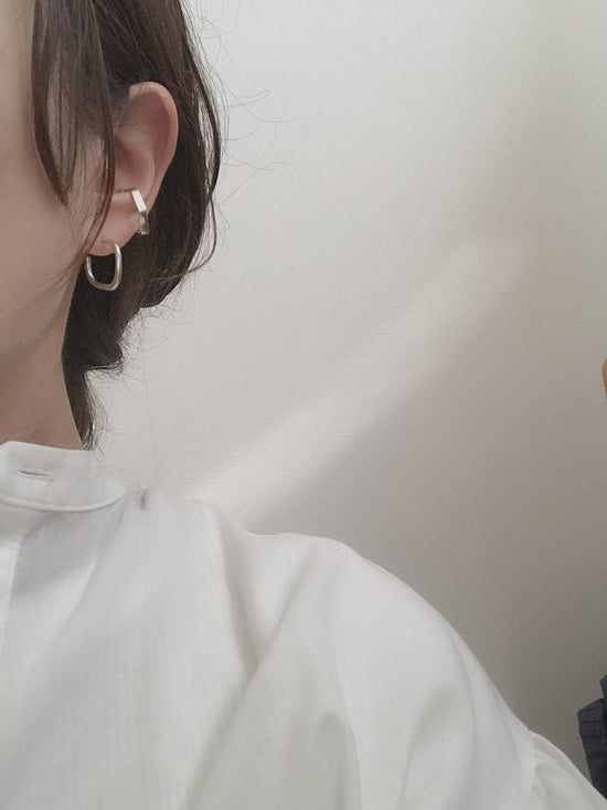 [silver950]Mini silver longhoop pierced earringsNon-hole pierced earrings can be changed to accommodate allergies. Silver Pierced earrings