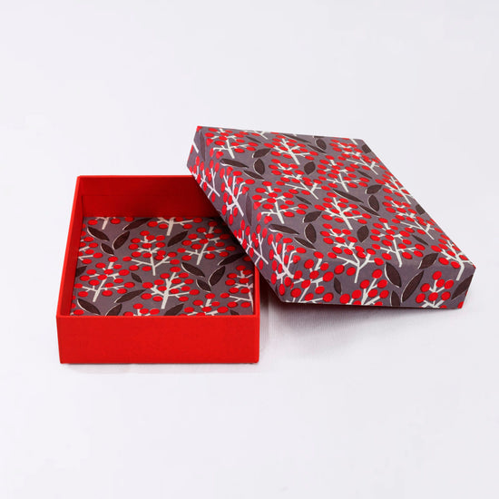 Kyoto Hand-dyed Japanese paper, small container (Nanten)