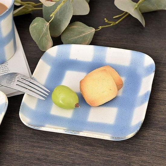 Honoka Blue Plate (Small), White Type, Western Tableware, Saucer, Small Dish, Tip Plate, Made in Japan, Minoyaki, Cafe Style, Stylish, Modern