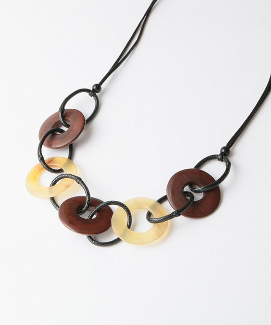 Wood Resin 5 Ring Necklace A24WPN119BK