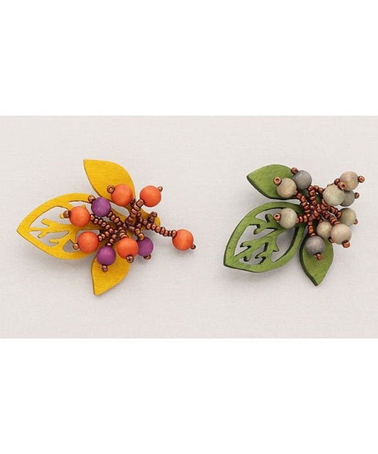 Wood Leaf and Flower Brooch (2 colors) A24WPX072