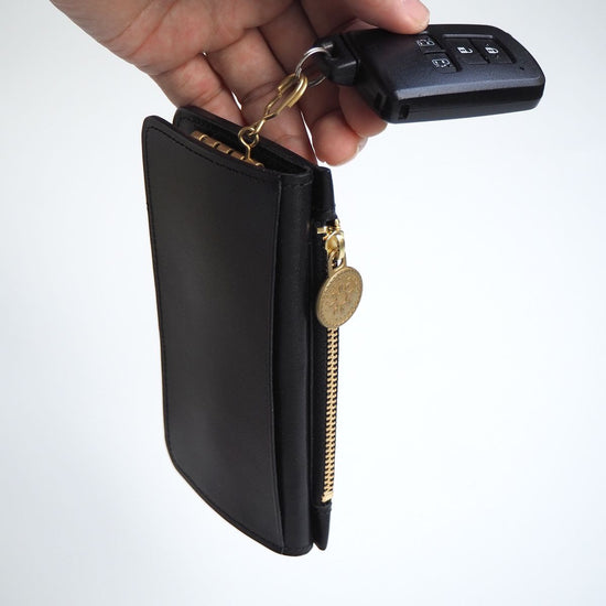 Key Case with Wide Zipper Pocket (Black) Cowhide Women and Men