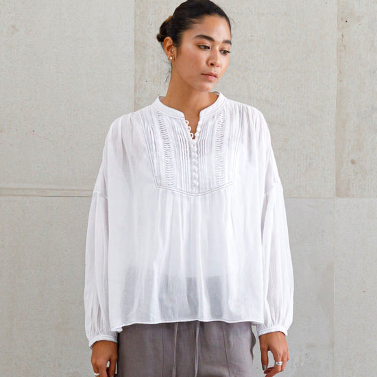 Gauze Pintuck Blouse