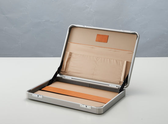 Constella clutch K-002