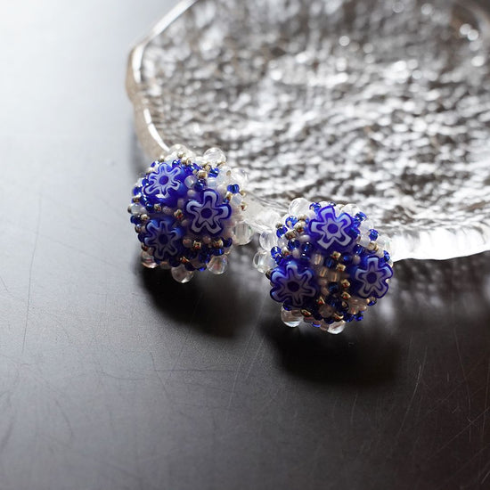 Kitchen 4 Clip-on earrings Pierced earrings Beaded embroidered blue white silver large