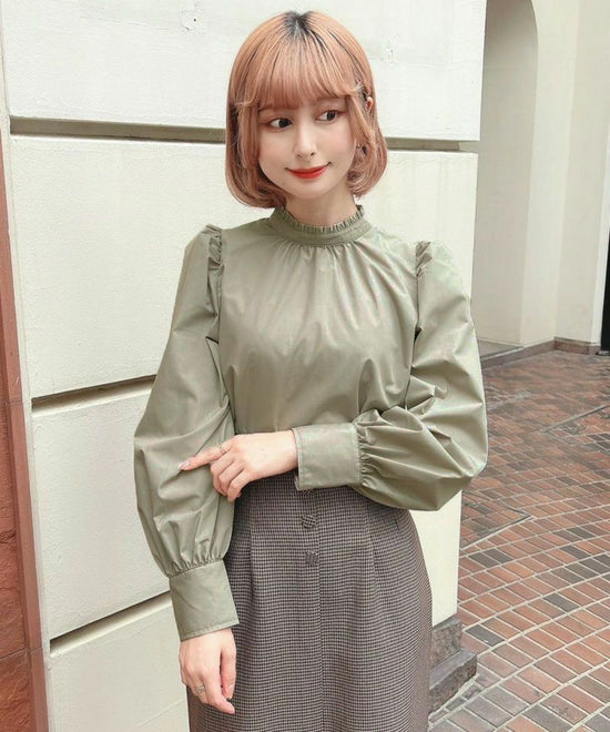 Ruffle Stand Collar Pullover Blouse / an another angelus [51BF02j005].