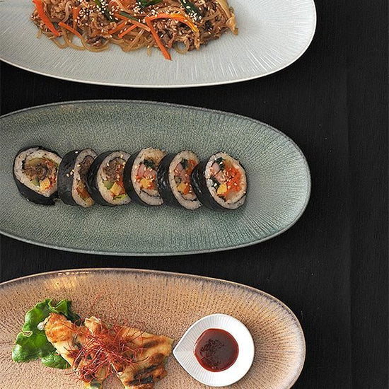 Moa Kiln Changed Green 32cm Long Plate, Large, Green Type, Western Tableware, Platter, Deformed Plate, Made in Japan, Minoyaki, Cafe Style, Stylish, Modern