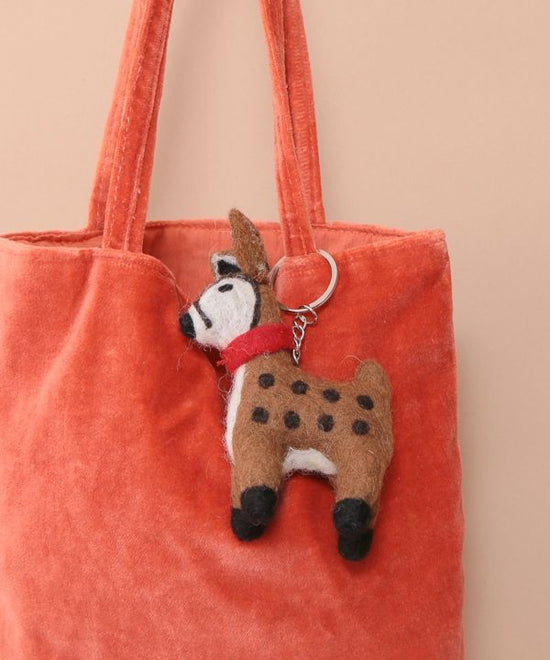 Felt bag charm (key ring) Bambi A24WNX004BR