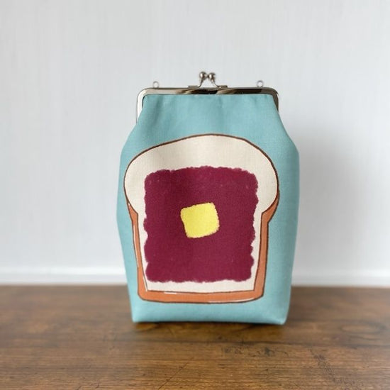 [An Butter Toast Phone Shoulder with a Clasp ¥4,400