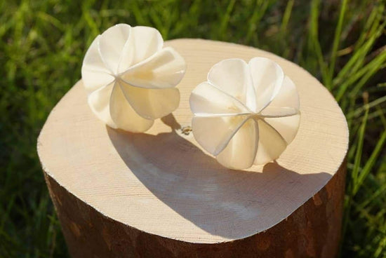 pompom L size (Pierced earrings)