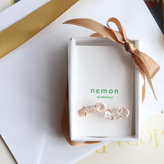 Baroque pearl pierce