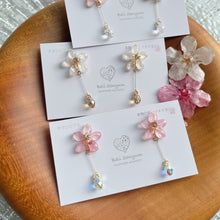 Someiyoshino Sakura Earrings with Hanging Sparkling Gem