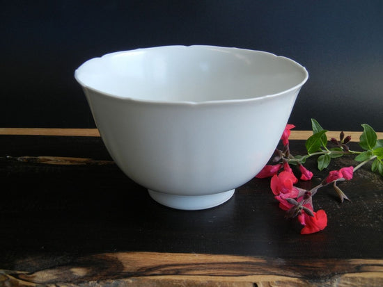 White Porcelain Ring Flower deep small bowl