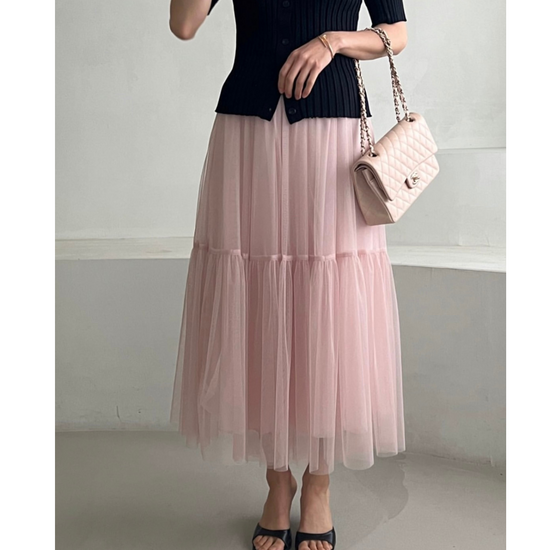 tulle skirt