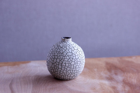 "Tokkuri" (Sake Bottle) Shaped Flower Vase