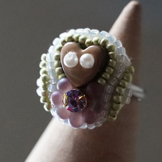 Chatty ring 18 free size beaded embroidery ring heart beige green purple colorful multicolor