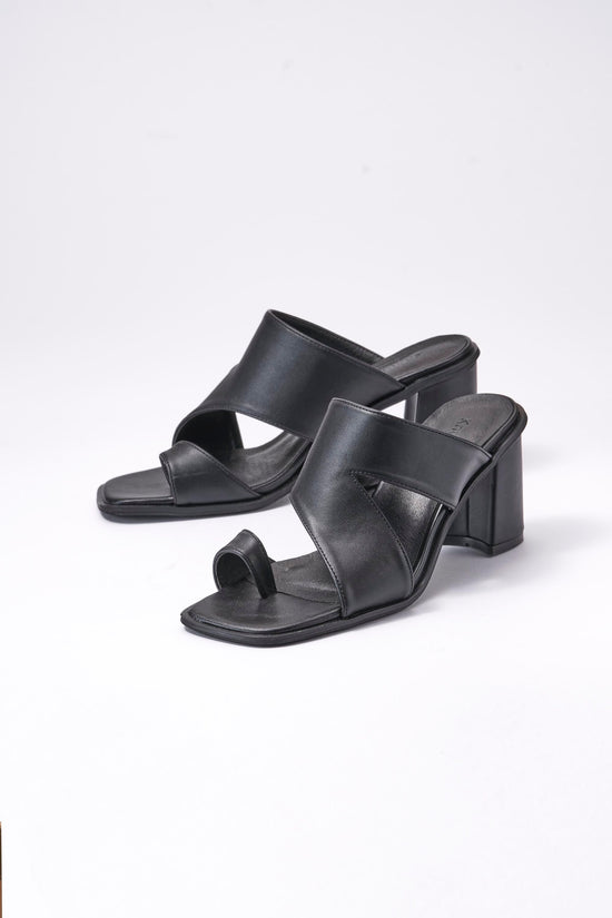 Asymmetry Heel Sandal/2color