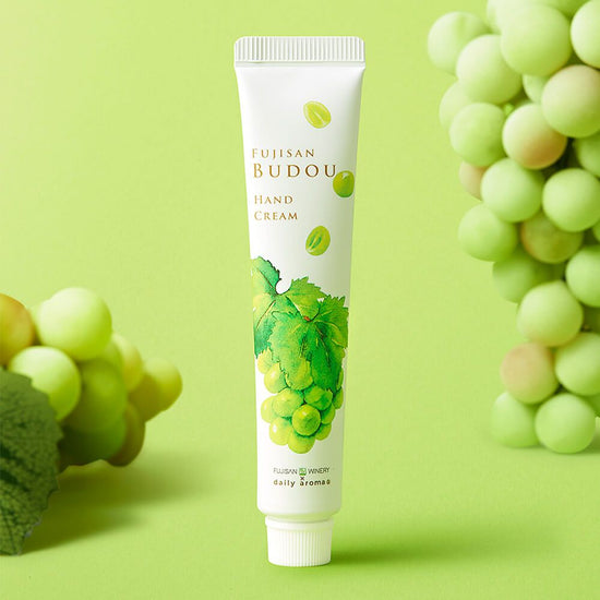 [Seasonal]Fuji grape hand cream mini 20g [Muscat].