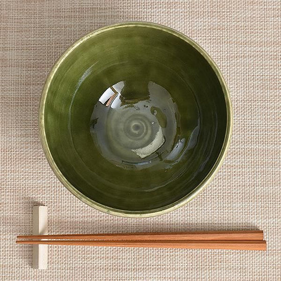 Oribe round rice bowl, green type, Japanese tableware, rice bowl, made in Japan, Minoyaki, stylish, modern
