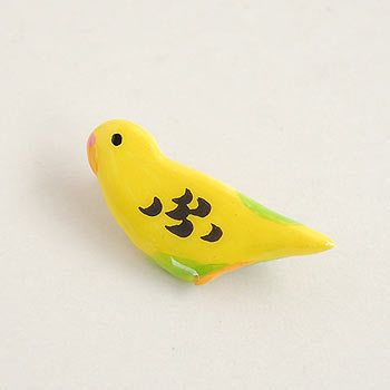 Budgie (Yellow) Resin Brooch Facing Left