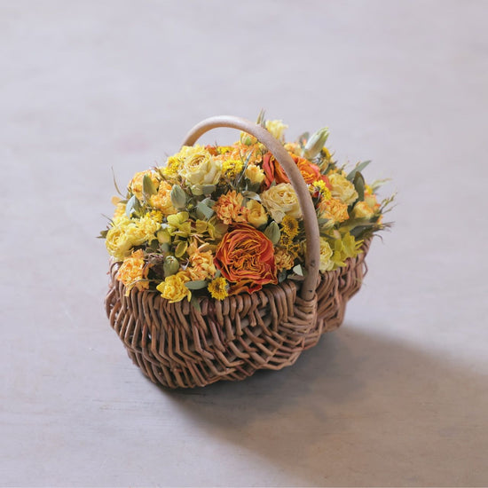 Basket arrangement-M-yellow×orange