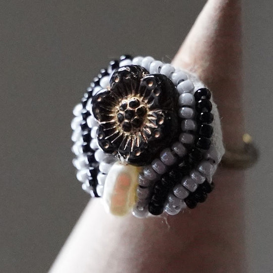 Chatty ring 10 free size beaded embroidery ring flower black gray stripe