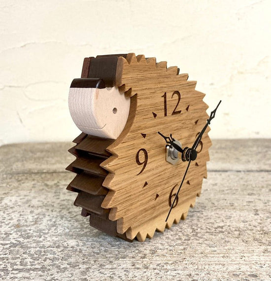 Hedgehog Clock (Walnut)