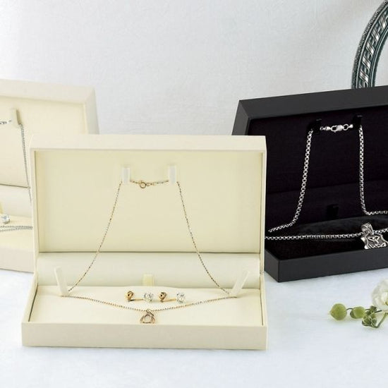 Case for 1, 2, or 3 pearl necklaces, leather-like paper GT series, 10 pieces, GT-57-N/NE/NER