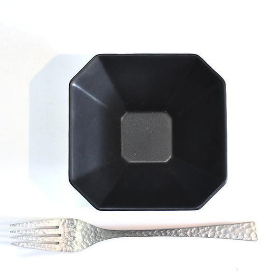 Depre Black Octagonal Bowl, black type, Western tableware, small bowl, made in Japan, Minoyaki, café style, stylish, modern