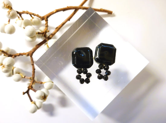Black and Black Spinel Circle Pierced / Earrings