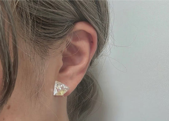 Floral reserve Clip-on earrings