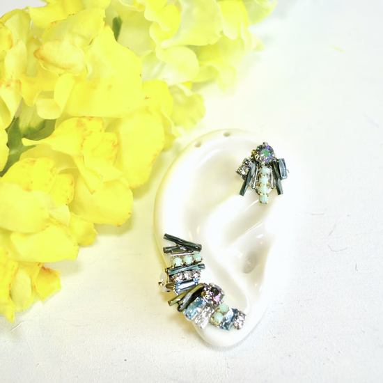 Stone ear cuff Blue Green Clip-on earrings / Pierced earrings (Binaural)