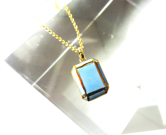 jewel cut necklace (light blue)