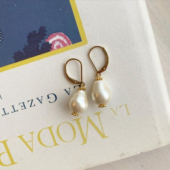 Cotton pearl drop Frenchhook pierce/earring