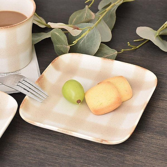 Honoka Brown Plate (Small), White Type, Western Tableware, Saucer, Small Dish, Tip Plate, Made in Japan, Minoyaki, Cafe Style, Stylish, Modern