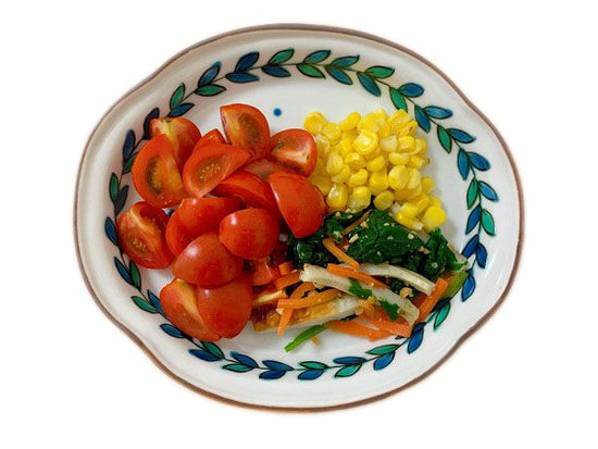 [Eisyou × Sanae] Green grass and polka-dot patterned jukerina dish