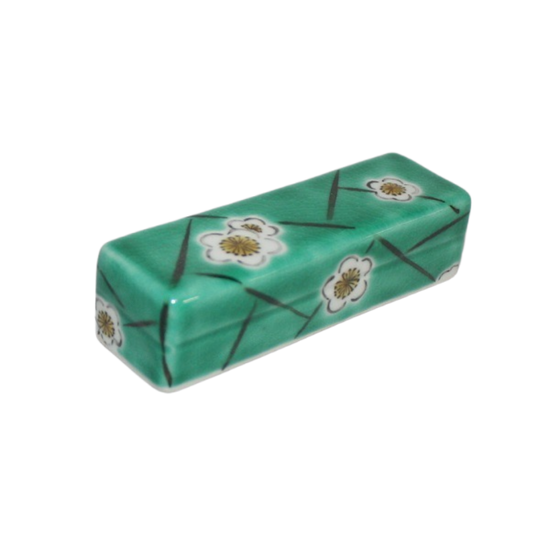 [Eisyou] Paperweight with design of plum blossoms on ice crack (small)