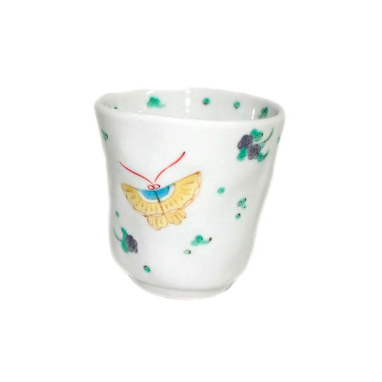 [Eisyou] Teacup with hand-decorated butterfly design